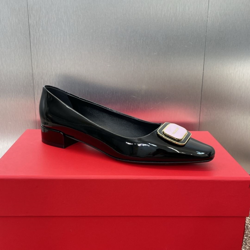 Ferragamo flat shoes